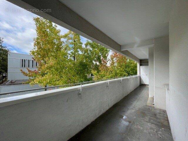 Appartement à SAINT-JACQUES-DE-LA-LANDE