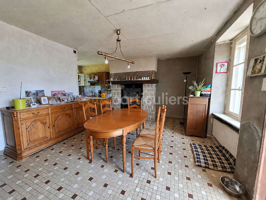 Maison en Pierres  à rénover - Fort potentiel La Colombe 4 pièce(s) 80 m2 - photo 3
