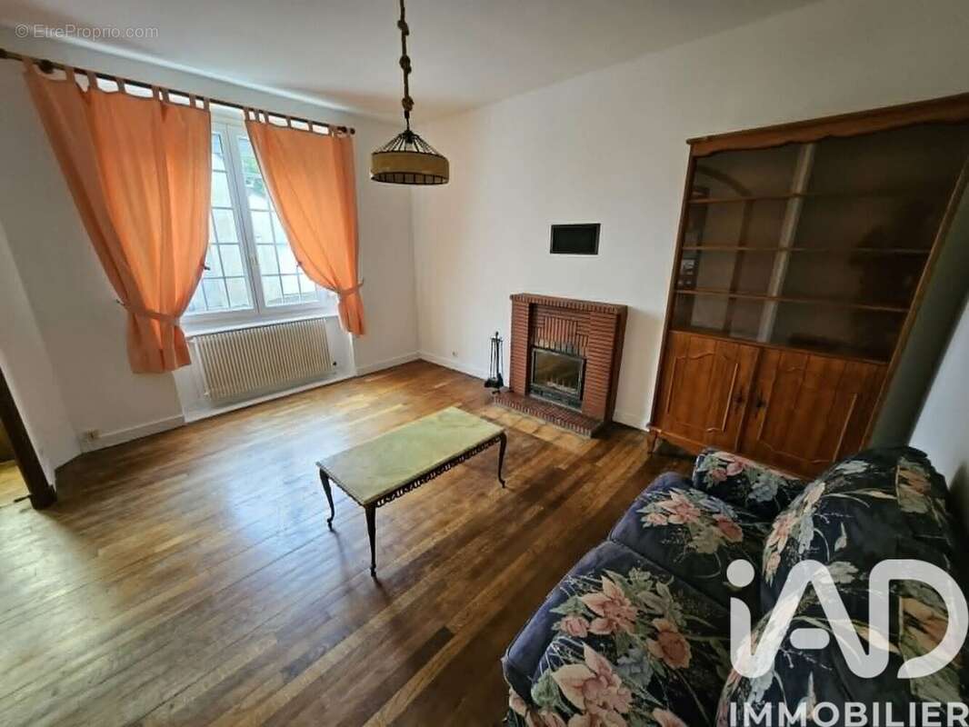 Photo 2 - Maison à CLEDEN-POHER