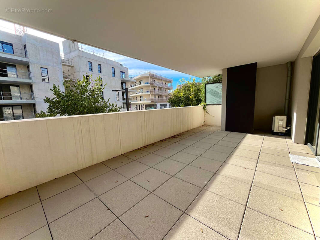 Appartement à SAINT-JEAN-DE-VEDAS