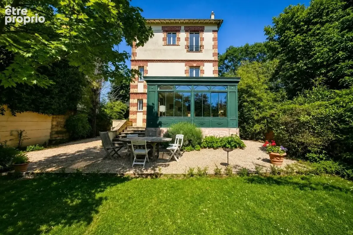 Maison à LE VESINET