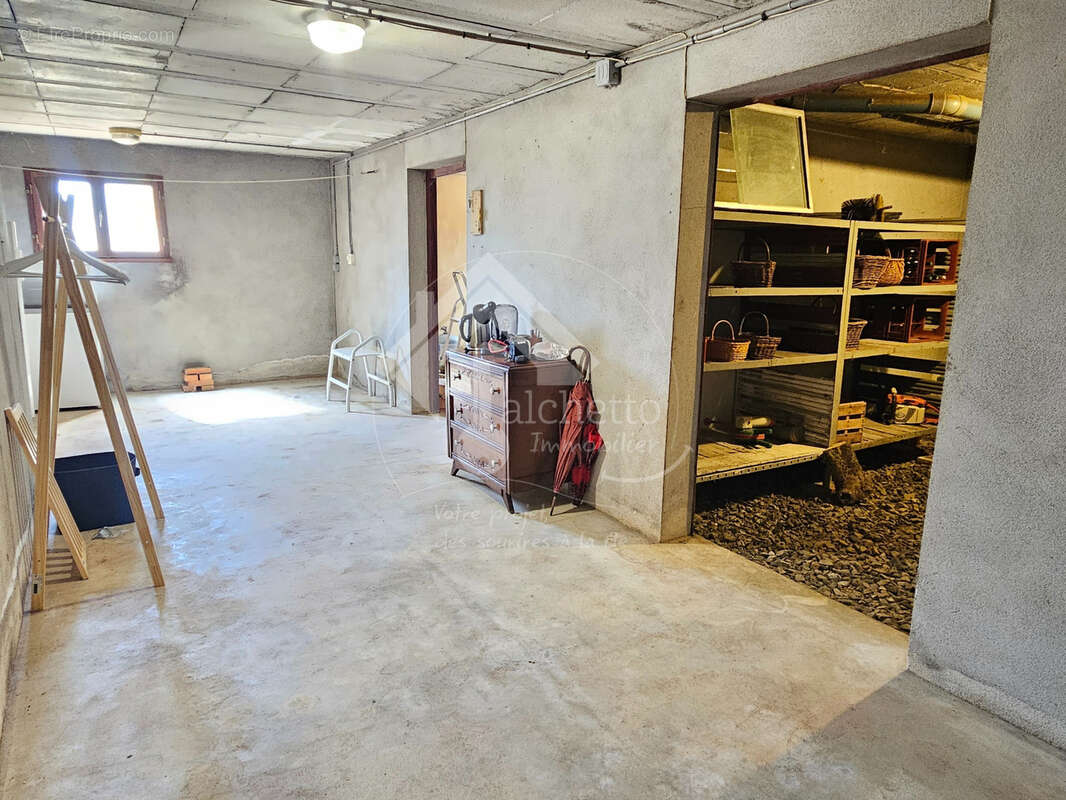 Maison élevée sur sous-sol - Saint Léon - photo 15