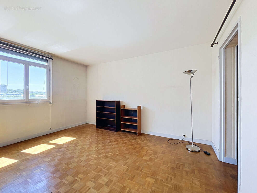 Appartement à CHATILLON