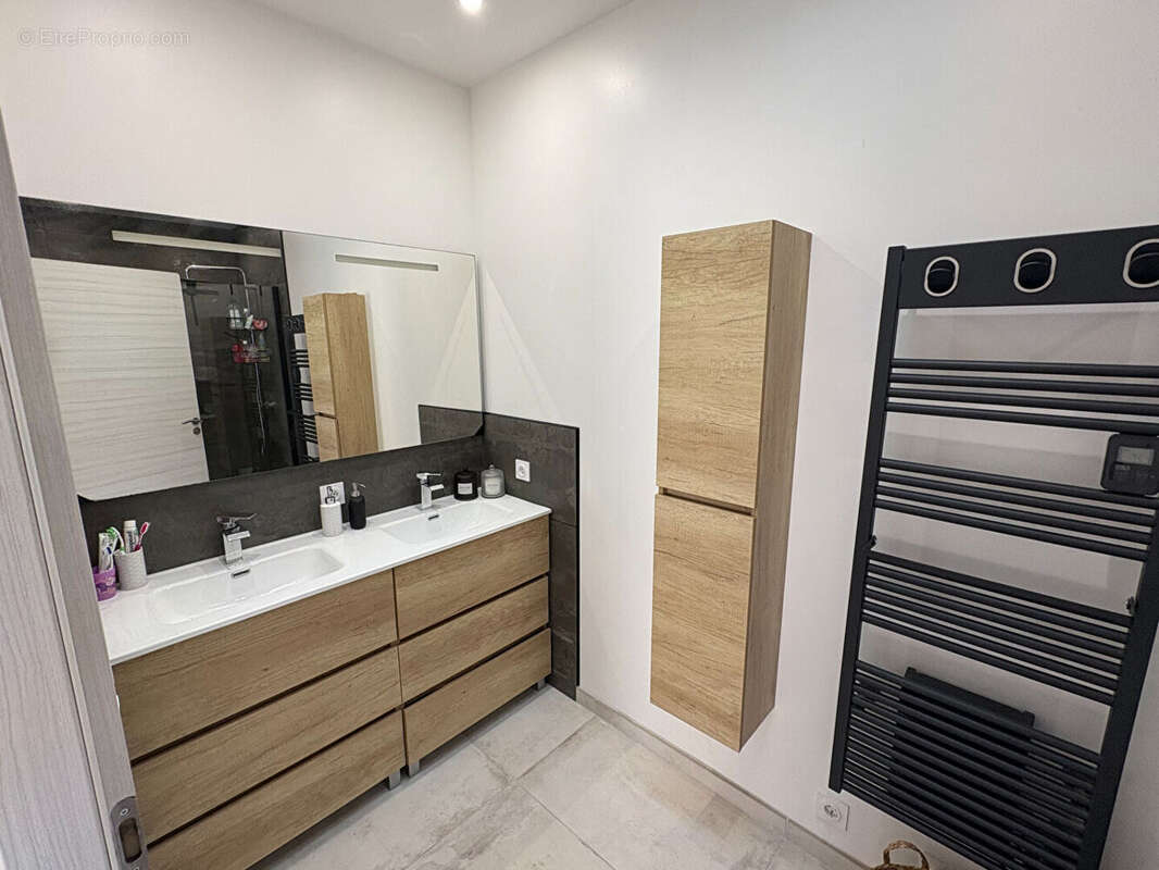 Maison à SAUSSET-LES-PINS