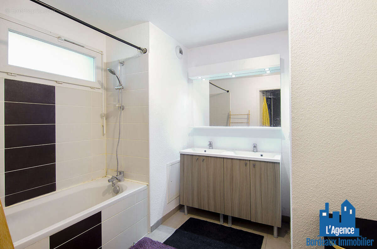 Appartement à CENON