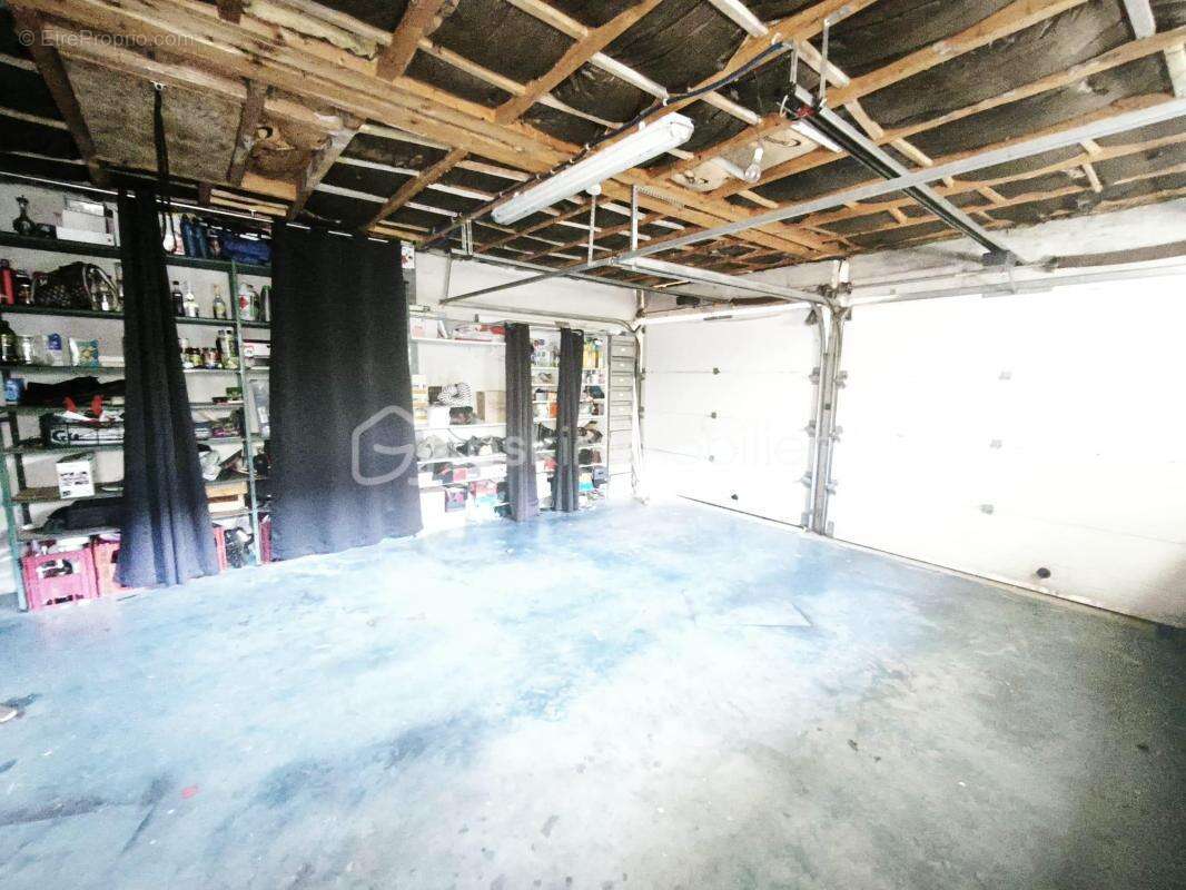 Maison à BEAUREPAIRE