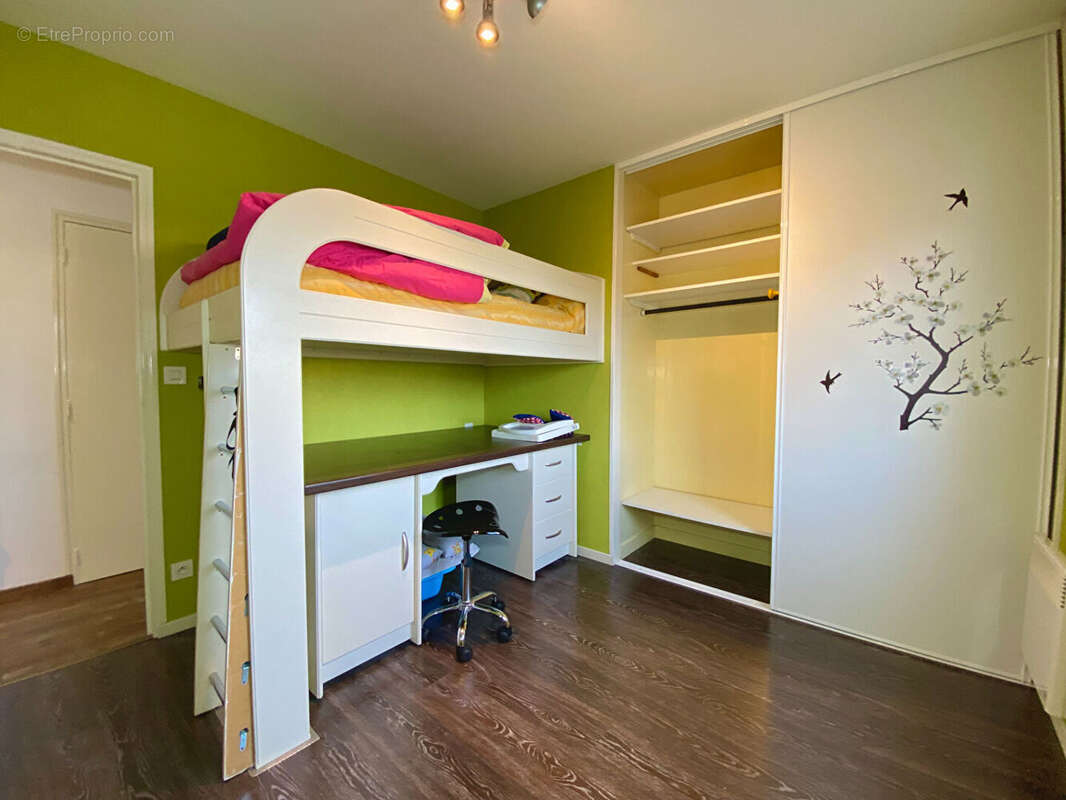 Maison à L&#039;HUISSERIE