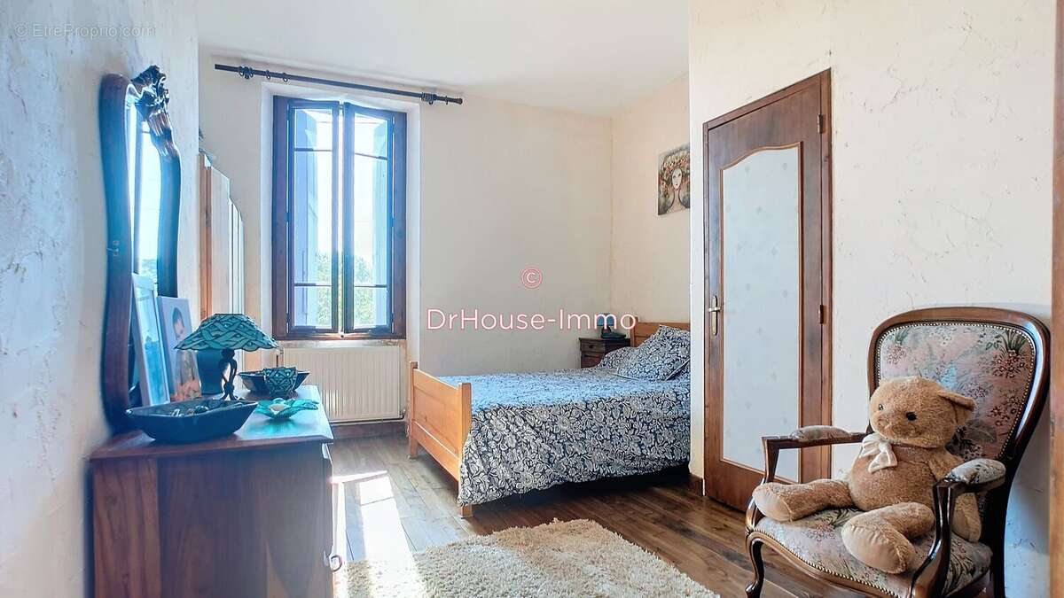 Maison à COURSAC