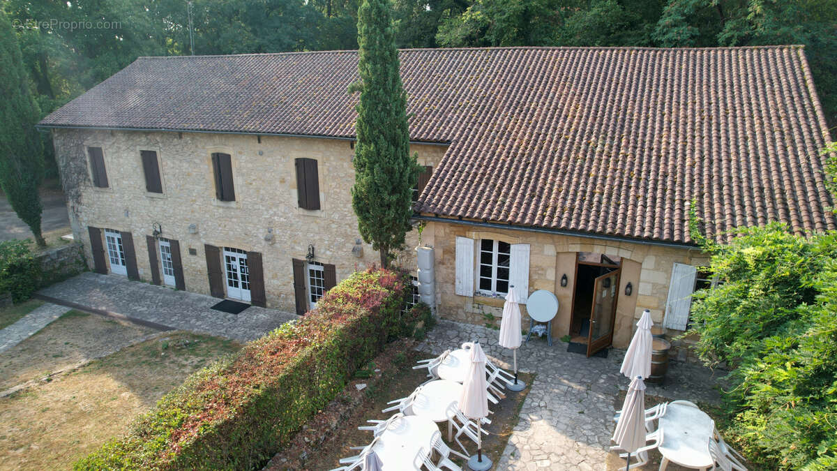 Domaine evenementiels mariages anniversaires cousinade - photo 11