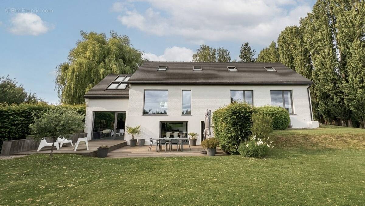Maison à SAINGHIN-EN-MELANTOIS