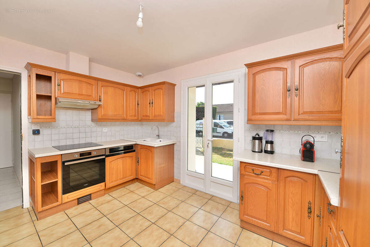 Maison 5 pièces de 132 m² Fonbeauzard rénovée économe en énergie DPE B - photo 4