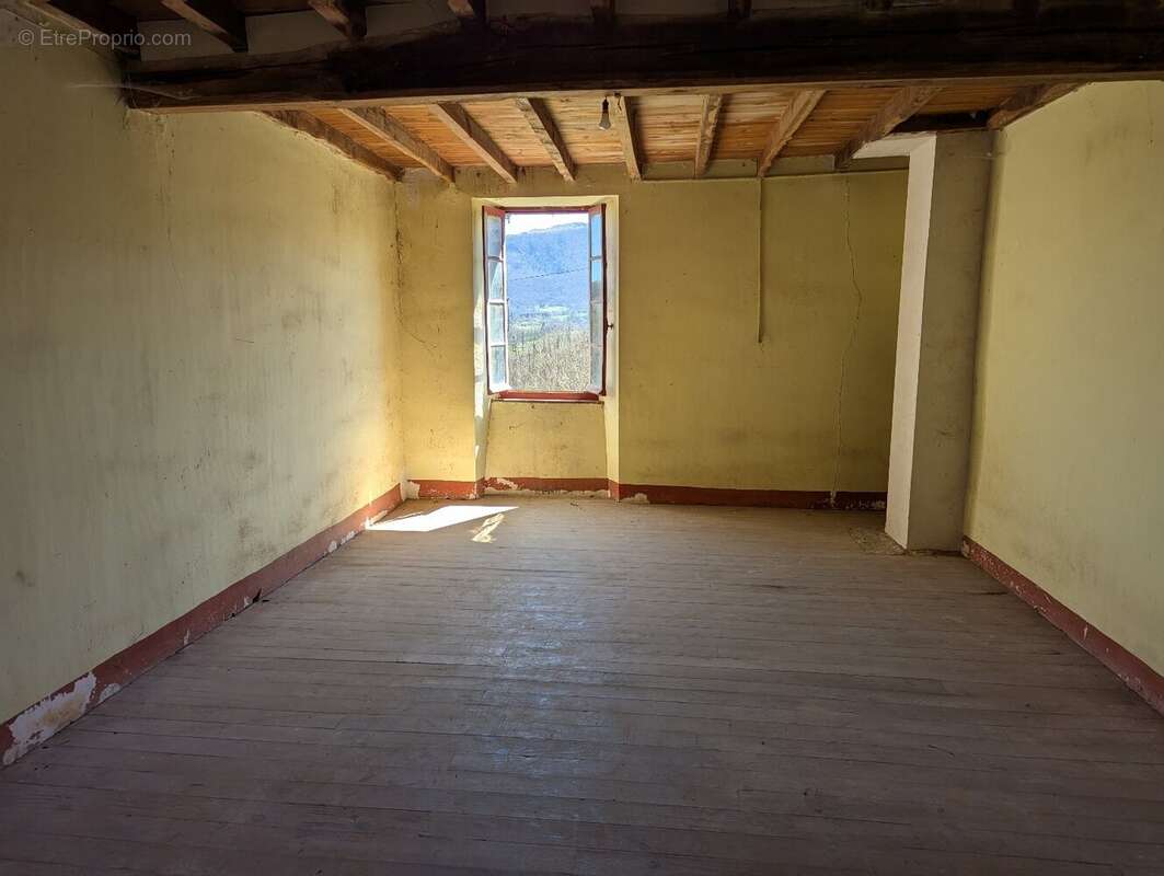 Maison de hameau de 183 m² avec jardin - photo 7