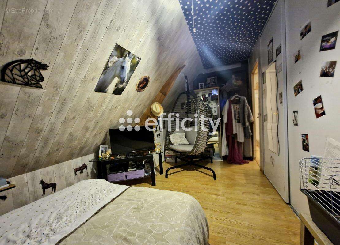 Maison 133 m² à Saint-Martin-En-Campagne  - photo 6