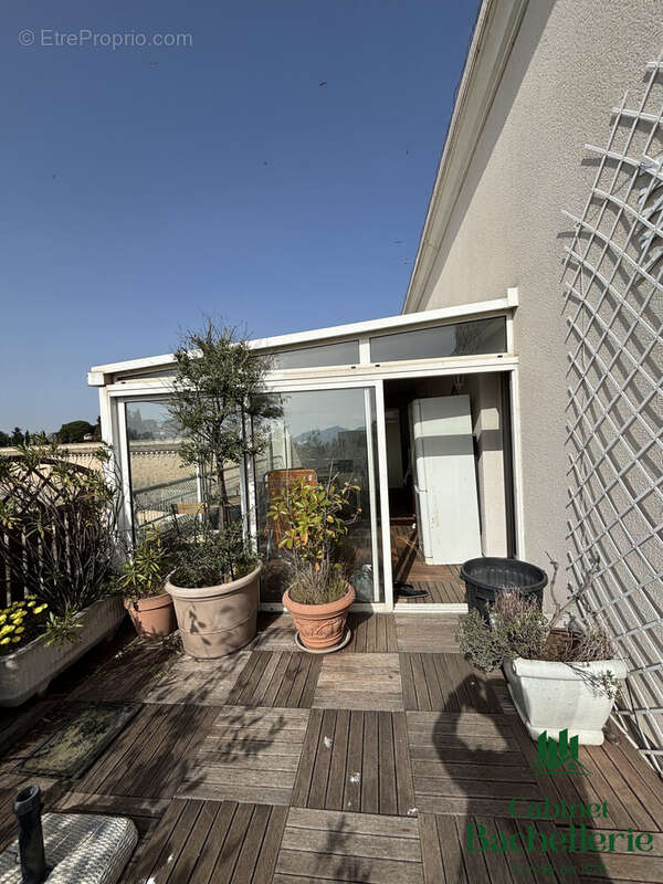 Appartement à MARSEILLE-12E