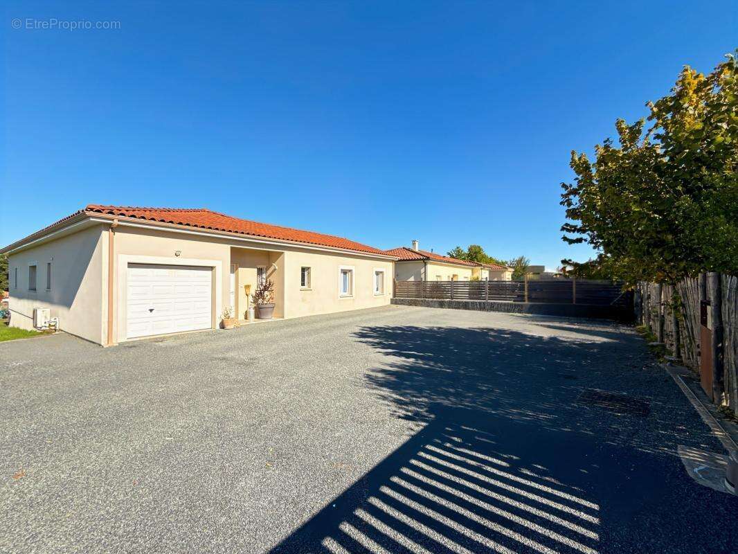 Maison à MARSAC-SUR-L'ISLE