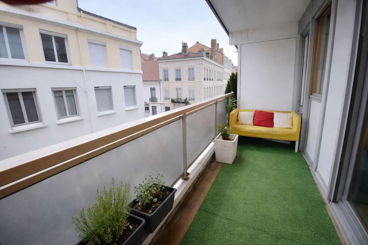 Photo 2 - Appartement à SAINT-ETIENNE
