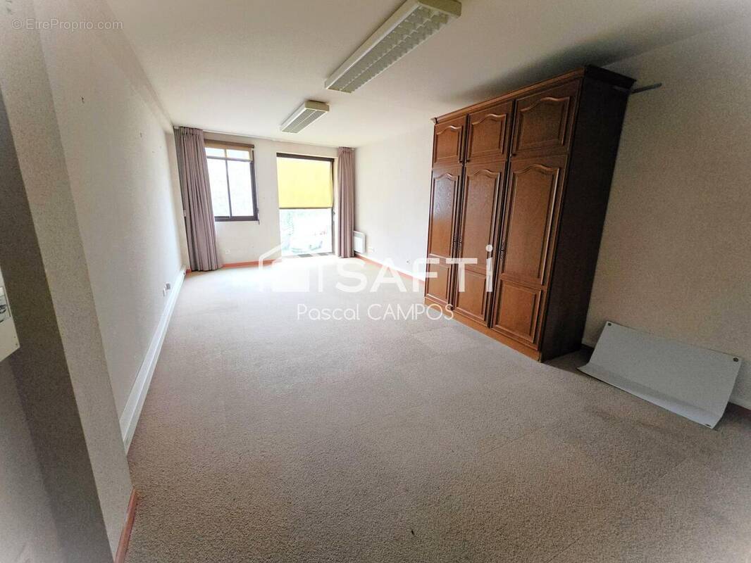 Photo 1 - Commerce à PAMIERS