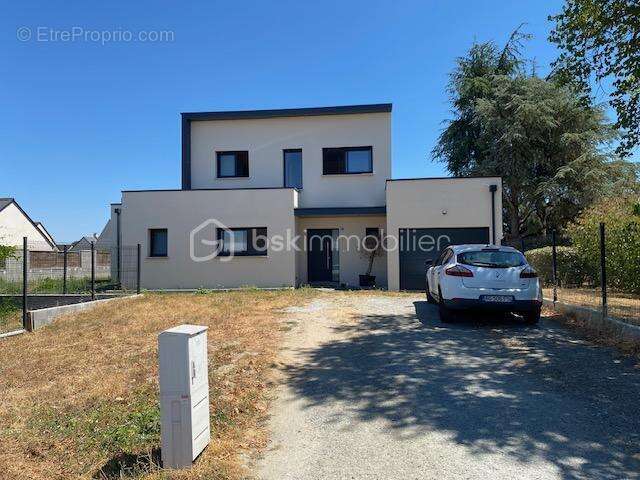 Maison contemporaine 6 pièces 141 m2 - photo 2