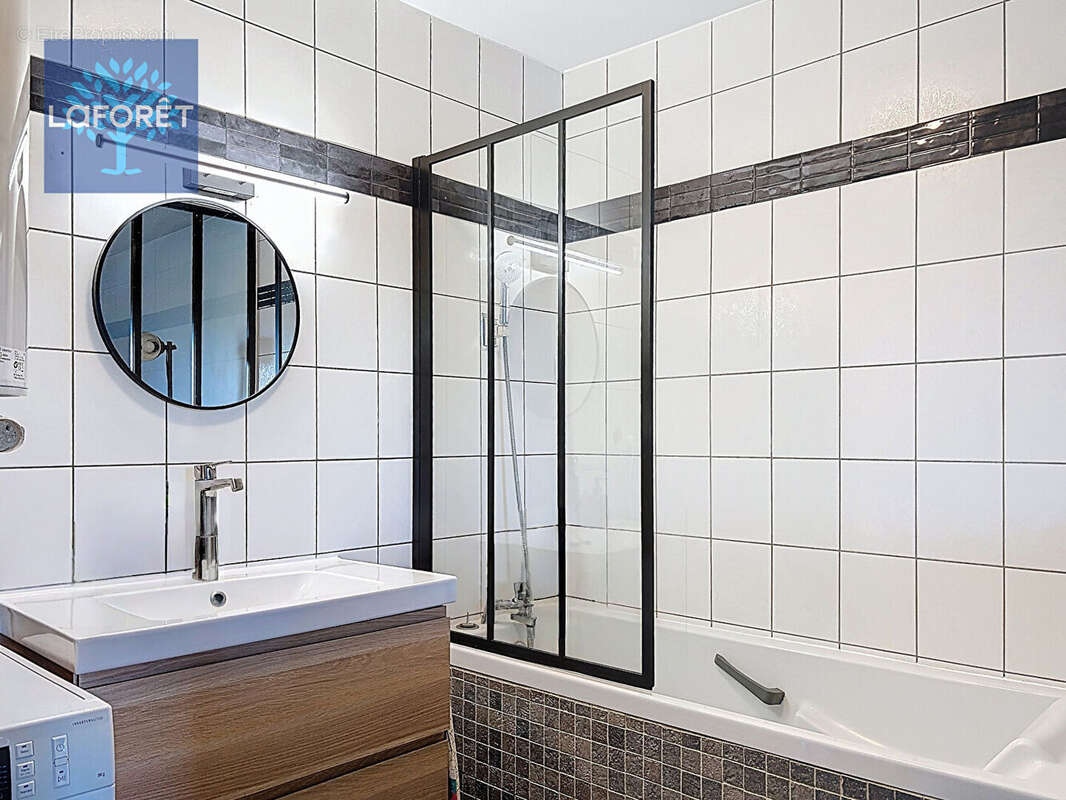 Appartement à SAINT-GENIS-LAVAL