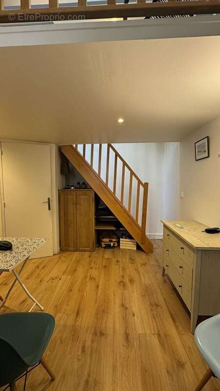 Appartement à PARIS-7E