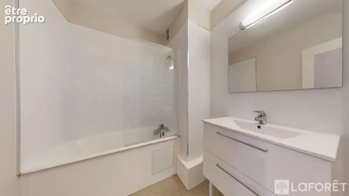 Appartement T5 avec garage et cave sur YZEURE - photo 3