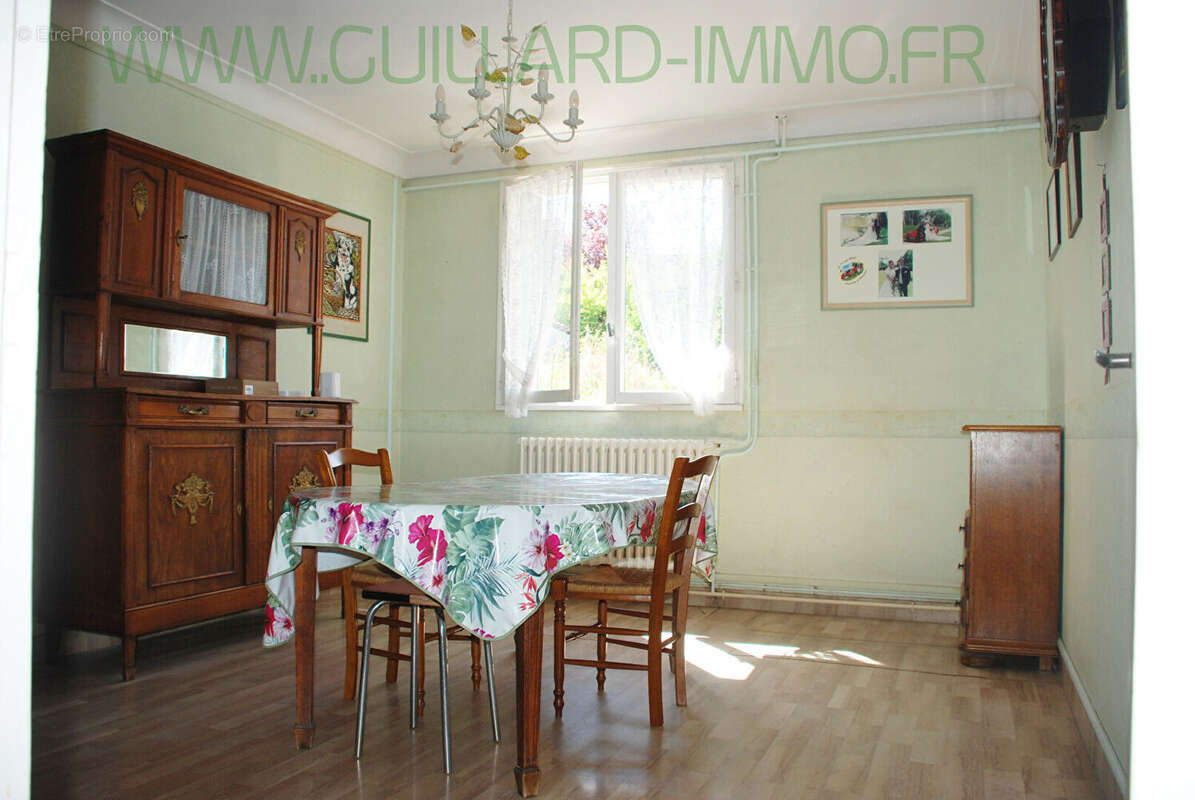 Maison non mitoyenne Amanlis centre - 2 chambres -terrain 358 m² - photo 2