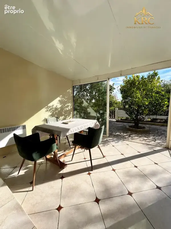 Maison 4 pièces 76 m² à vendre à Le Grau-Du-Roi (30240) - photo 1
