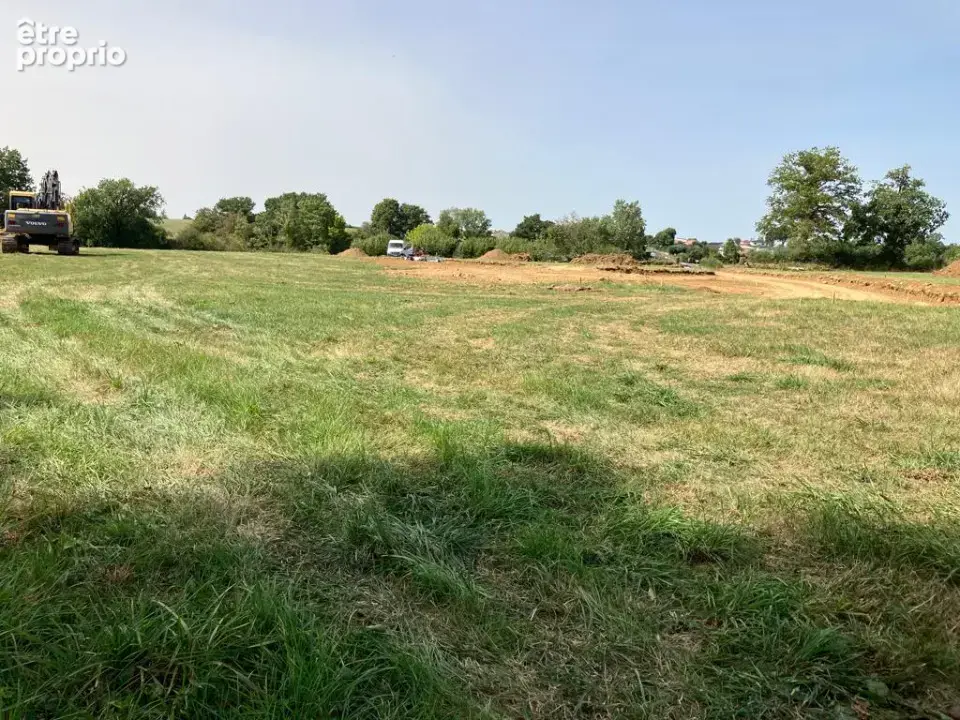 Terrain à ARPAJON-SUR-CERE