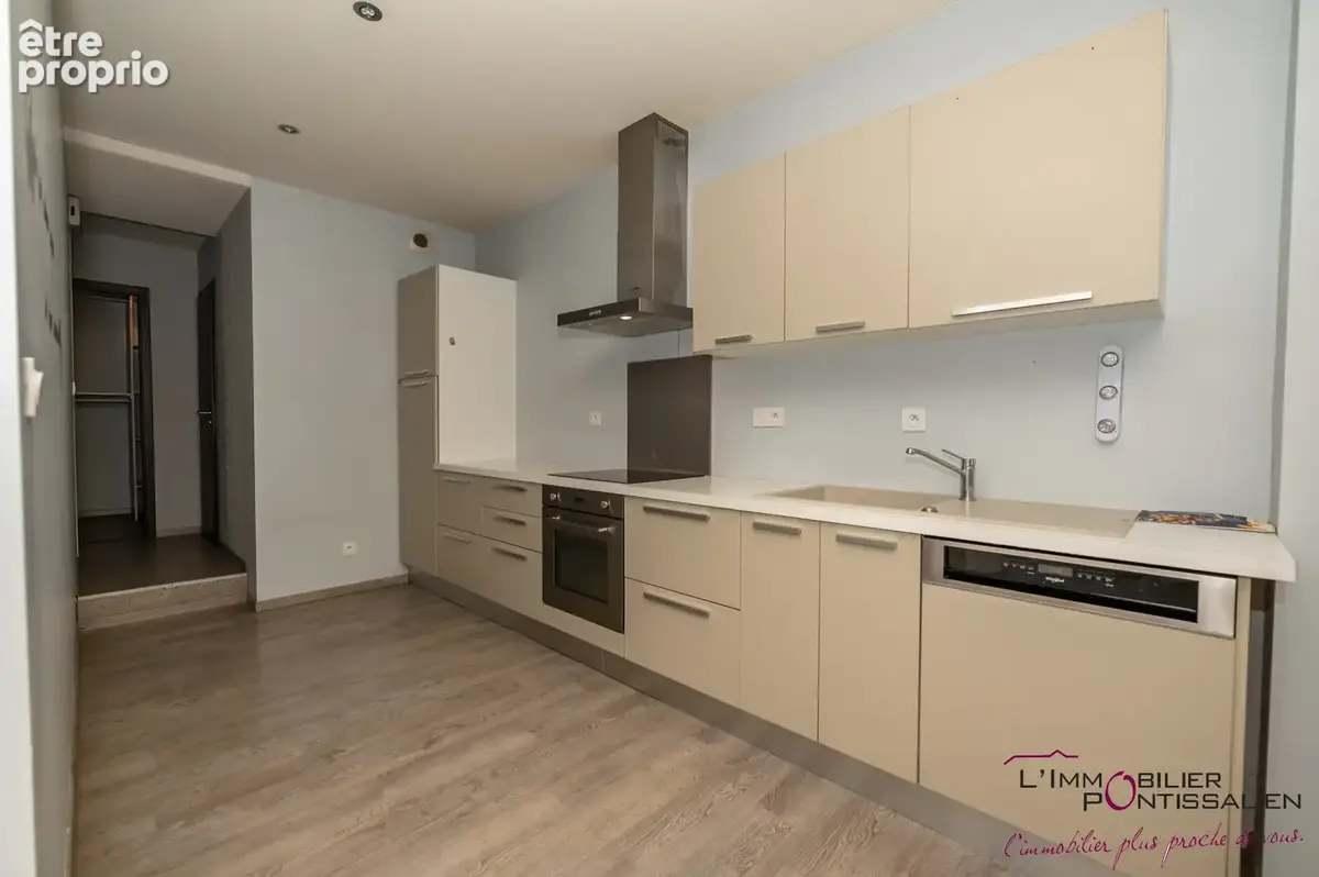 Appartement - t3 - 75m2 - centre ville - photo 9