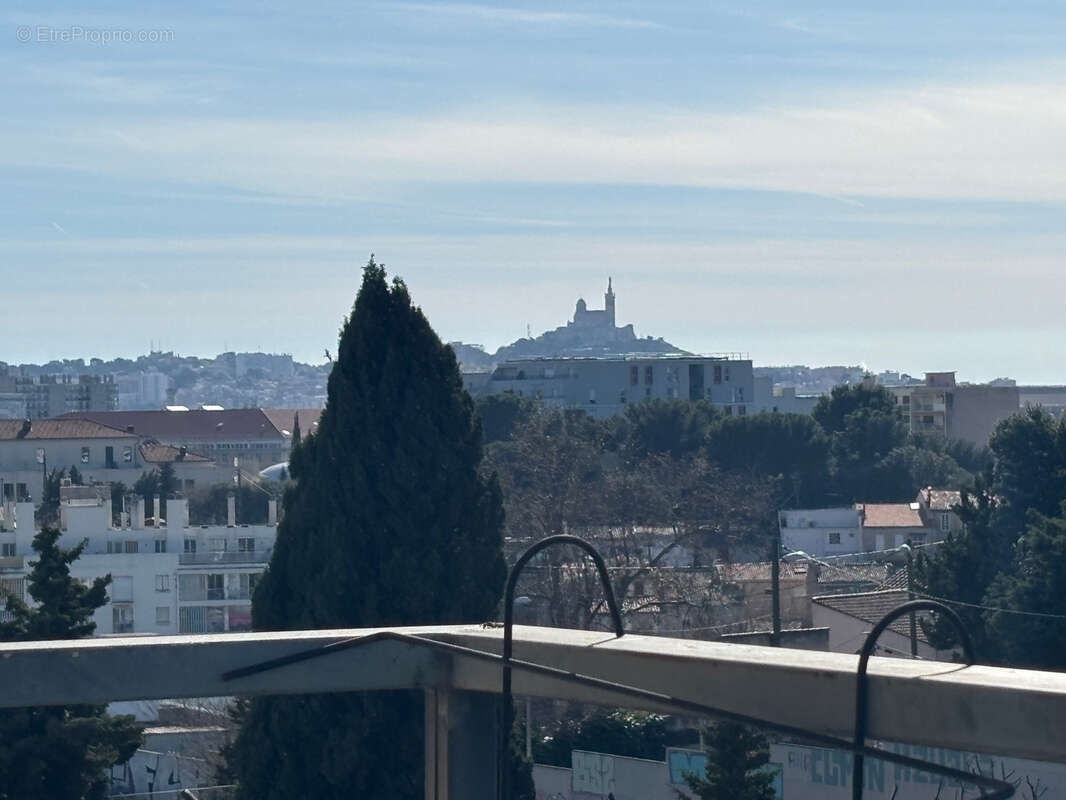 Appartement à MARSEILLE-13E