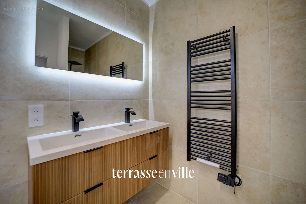 Appartement à LA CIOTAT