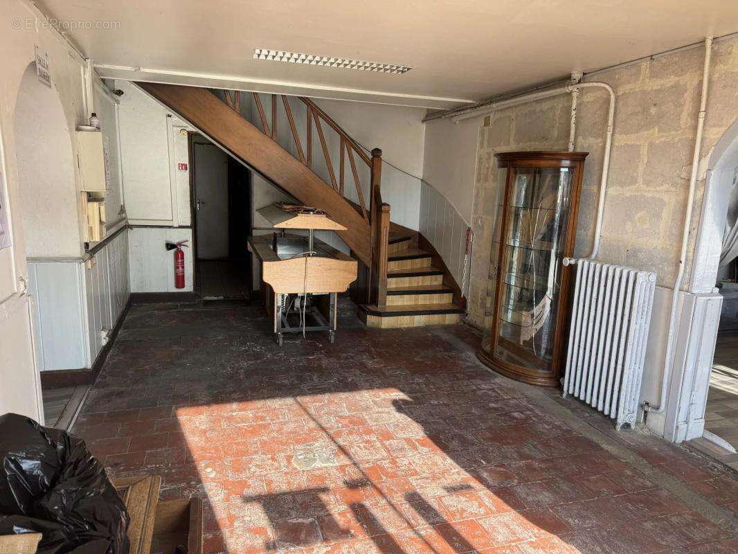 Maison à MONTLIEU-LA-GARDE