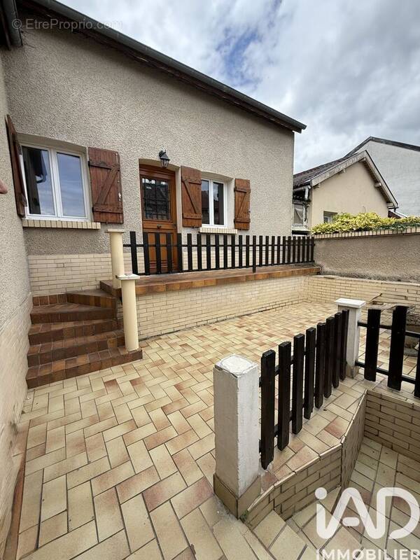 Photo 1 - Maison à EPERNAY