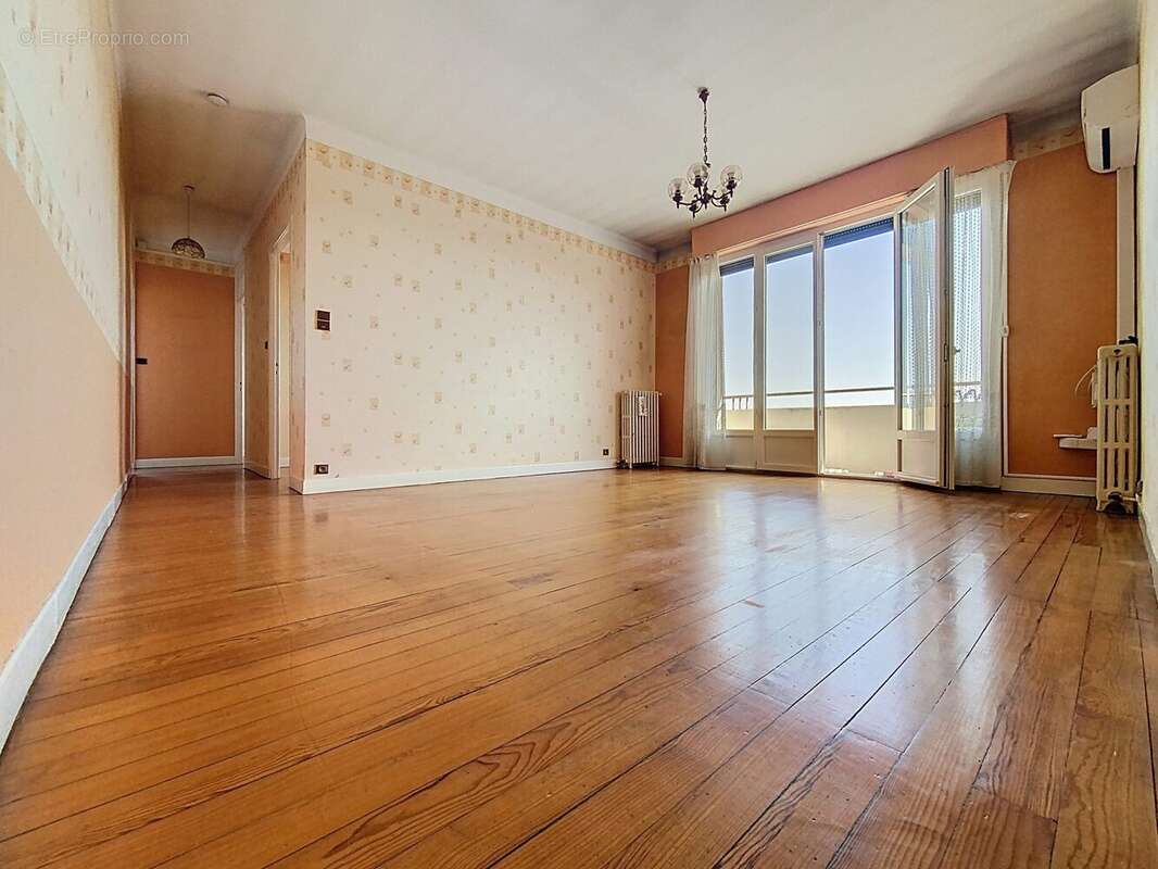 Appartement 74 m² à Toulouse  - photo 2