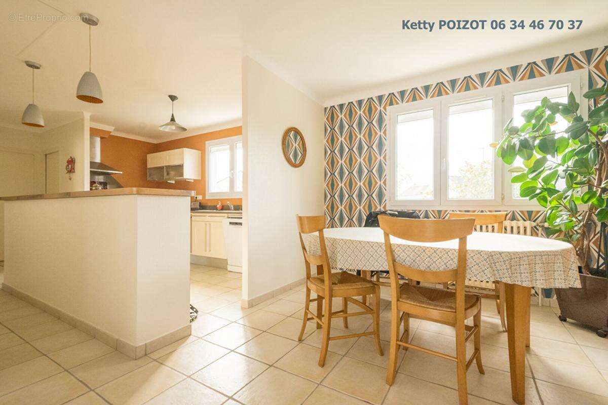 Maison à LA CHAPELLE-SUR-ERDRE