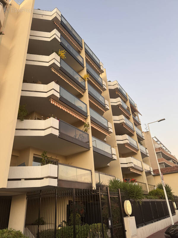 Appartement à CANNES