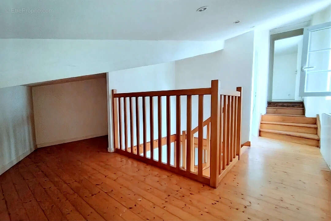 Maison à LEGE