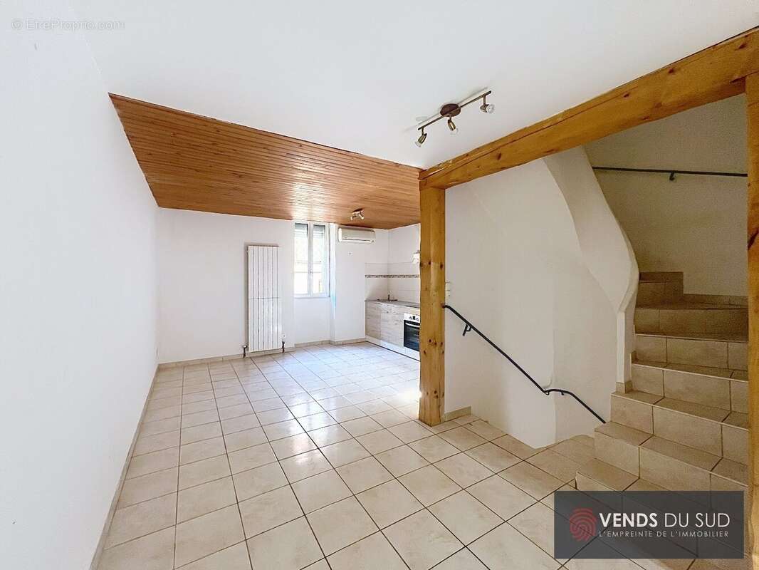 Maison 64 m² à Cessenon-Sur-Orb  - photo 10