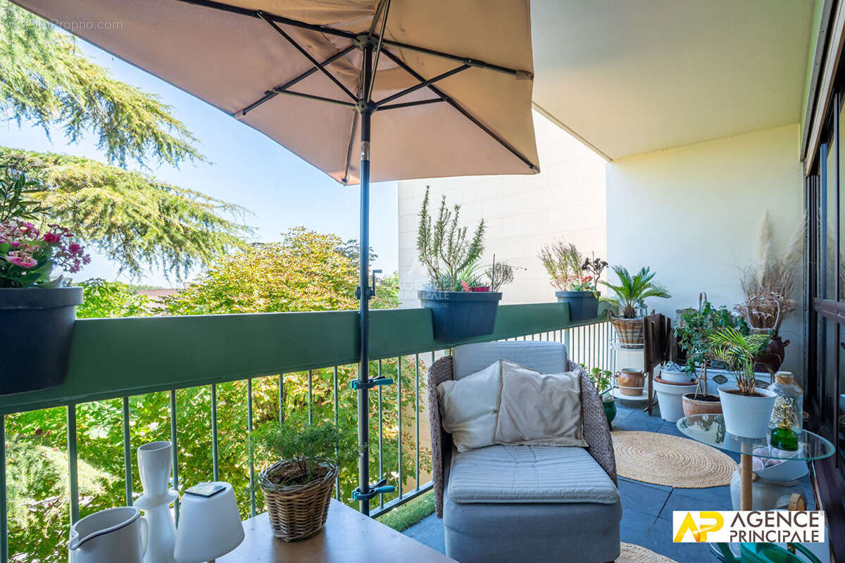 Appartement Le Mesnil Le Roi 4 pièce(s) 86.85 m2 - photo 2