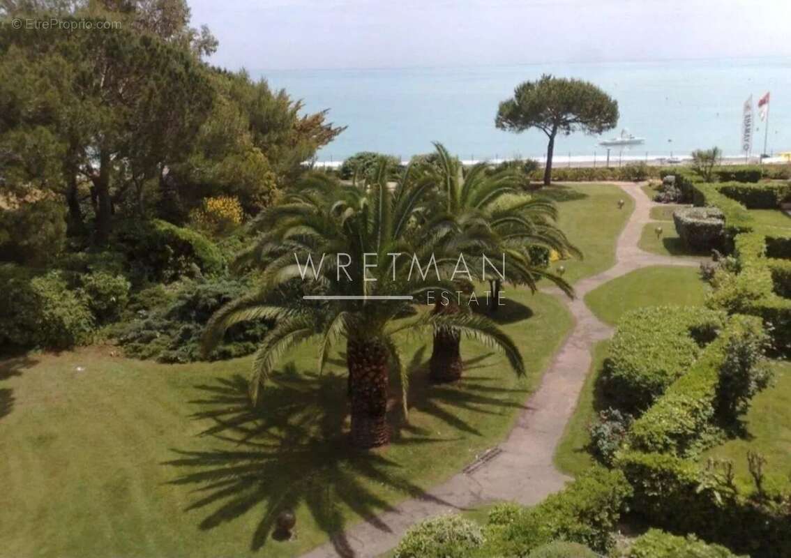 Appartement à VILLENEUVE-LOUBET