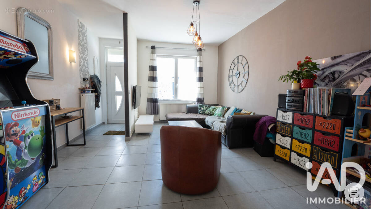 Maison 109 m² à La Sentinelle  - photo 1