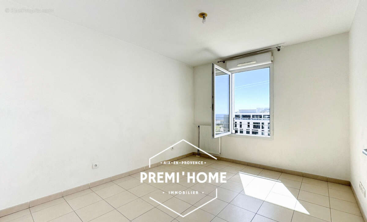 Appartement à MARSEILLE-2E