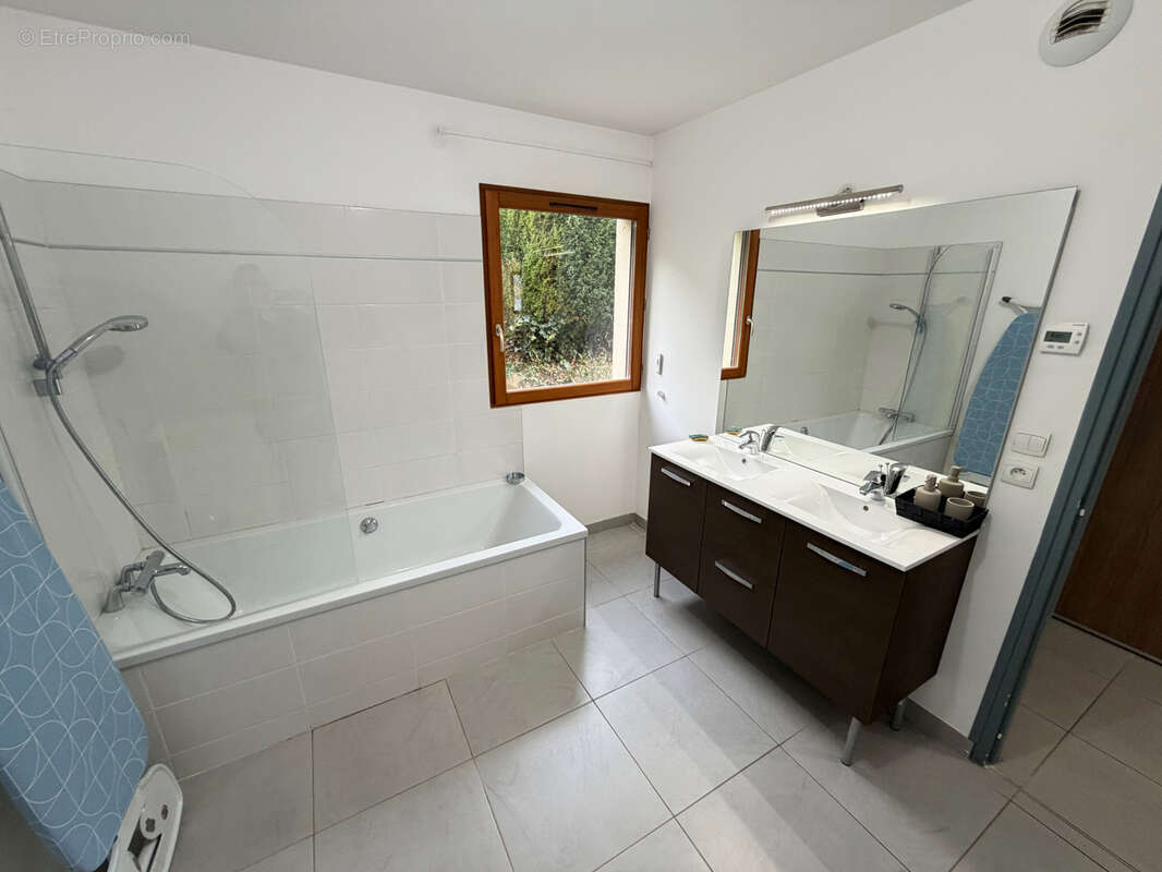 Appartement à SAINT-JEAN-DE-MAURIENNE