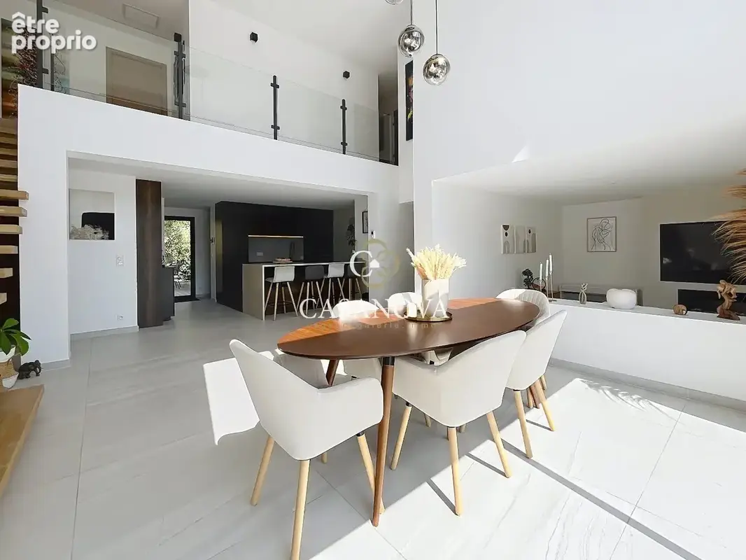 VUE PANORAMIQUE, dans un environnement calme et verdoyant sans être isolé, VILLA CONTEMPORAINE 2023 située dans un quartier rési - photo 5