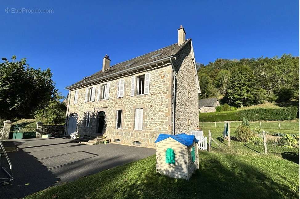 Immeuble vallée de mandaille - photo 2