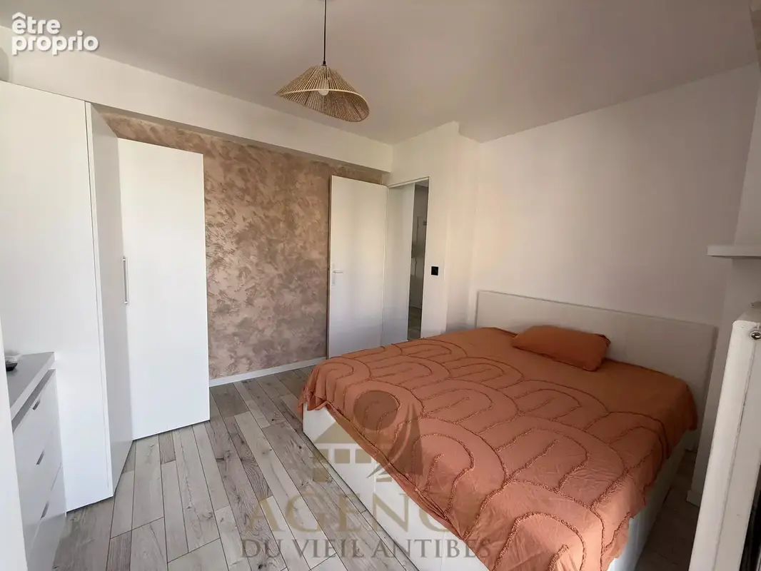 Antibes – 3 pièces 62 m² – 24 m² d’extérieurs – rénové – dernier étage – triple exposition – parking & cave - photo 8