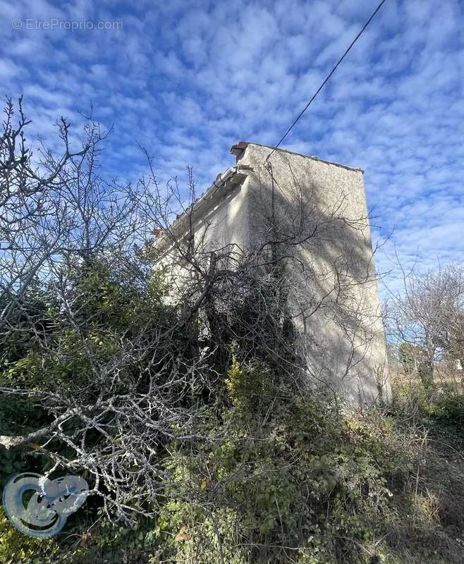 Terrain à REVEST-DU-BION