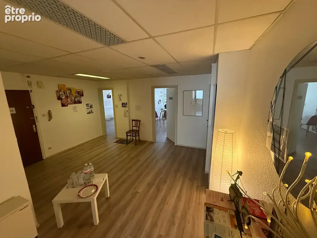 Local 74m² Strasbourg  Centre - photo 10