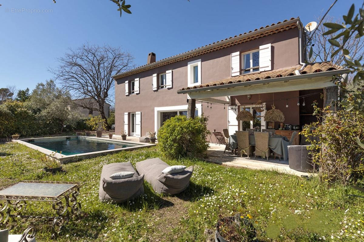 Maison à CALLIAN