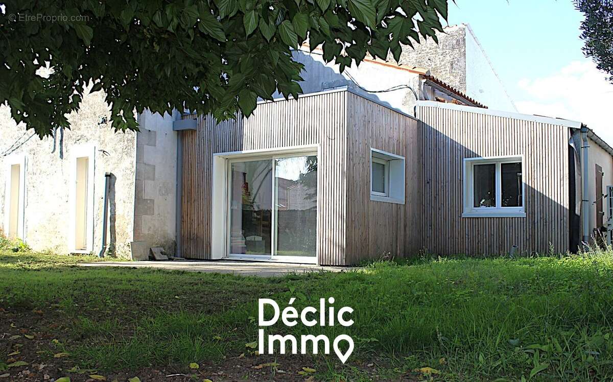 Maison à PONT-L'ABBE-D'ARNOULT